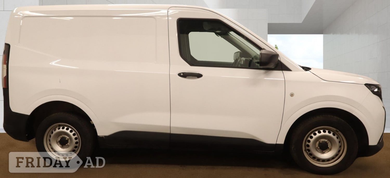 Ford Transit Courier 2025 - Vans & Commercial Vehicles in Waterlooville