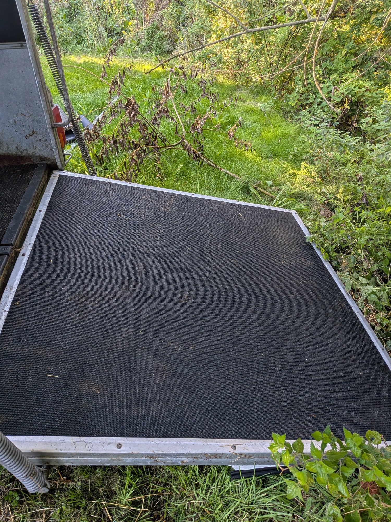 Bateson Deauville  Horse Trailer - Trailers & Horseboxes in Bere Regis