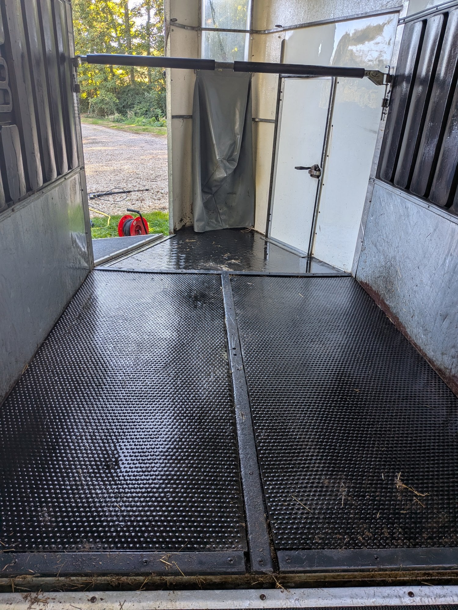 Bateson Deauville  Horse Trailer - Trailers & Horseboxes