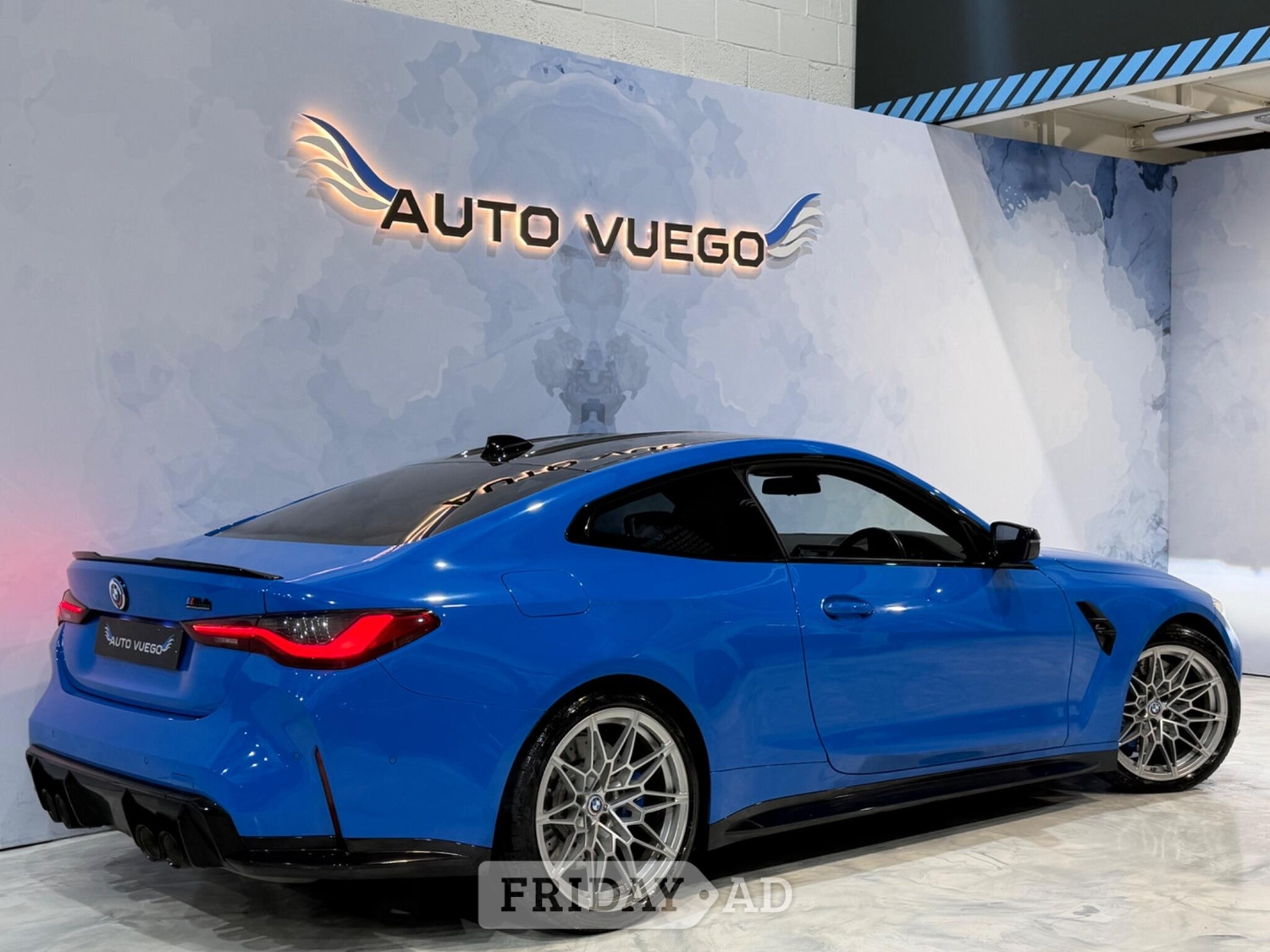 BMW M4 Uxbridge