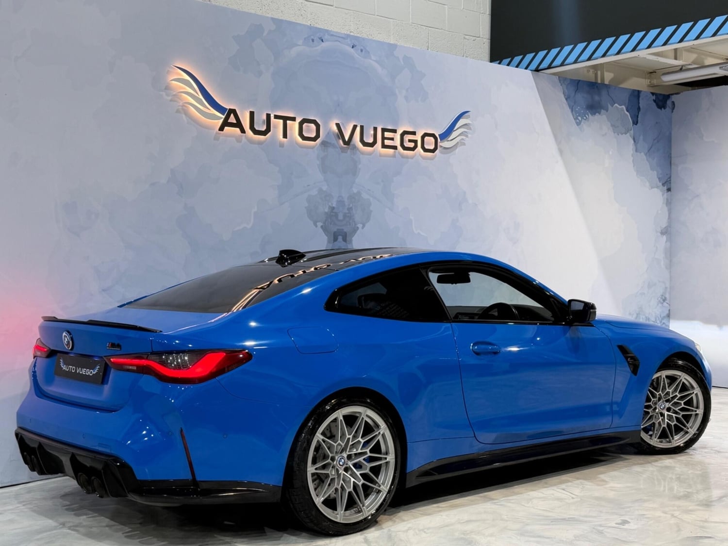 BMW M4 Uxbridge