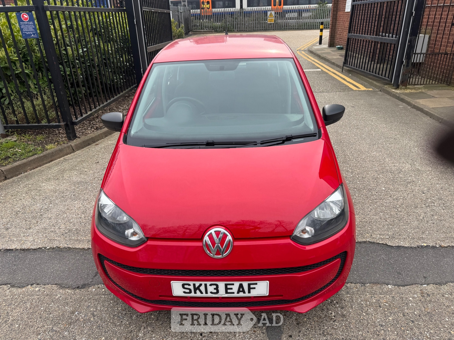 Volkswagen UP! 2013 in Harrow