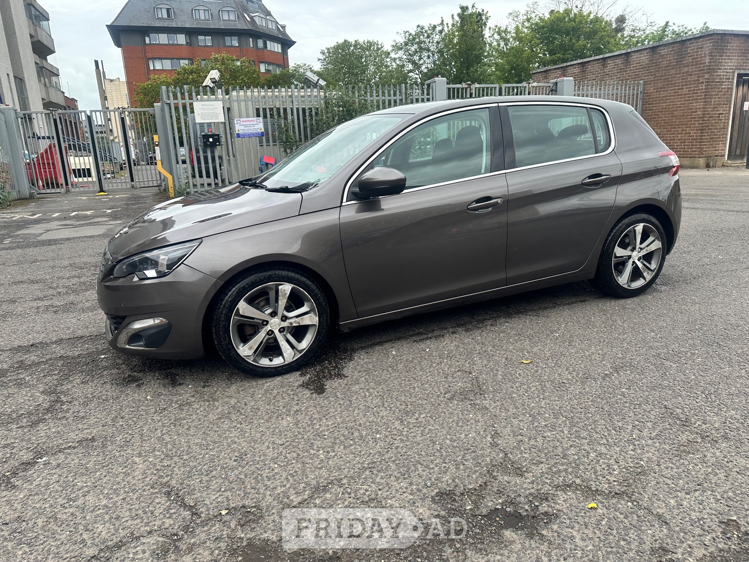 Peugeot 308 Slough