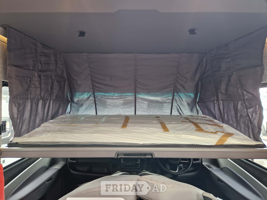 [4 berth ]Niesmann & Bischoff iSmove 7.3 F