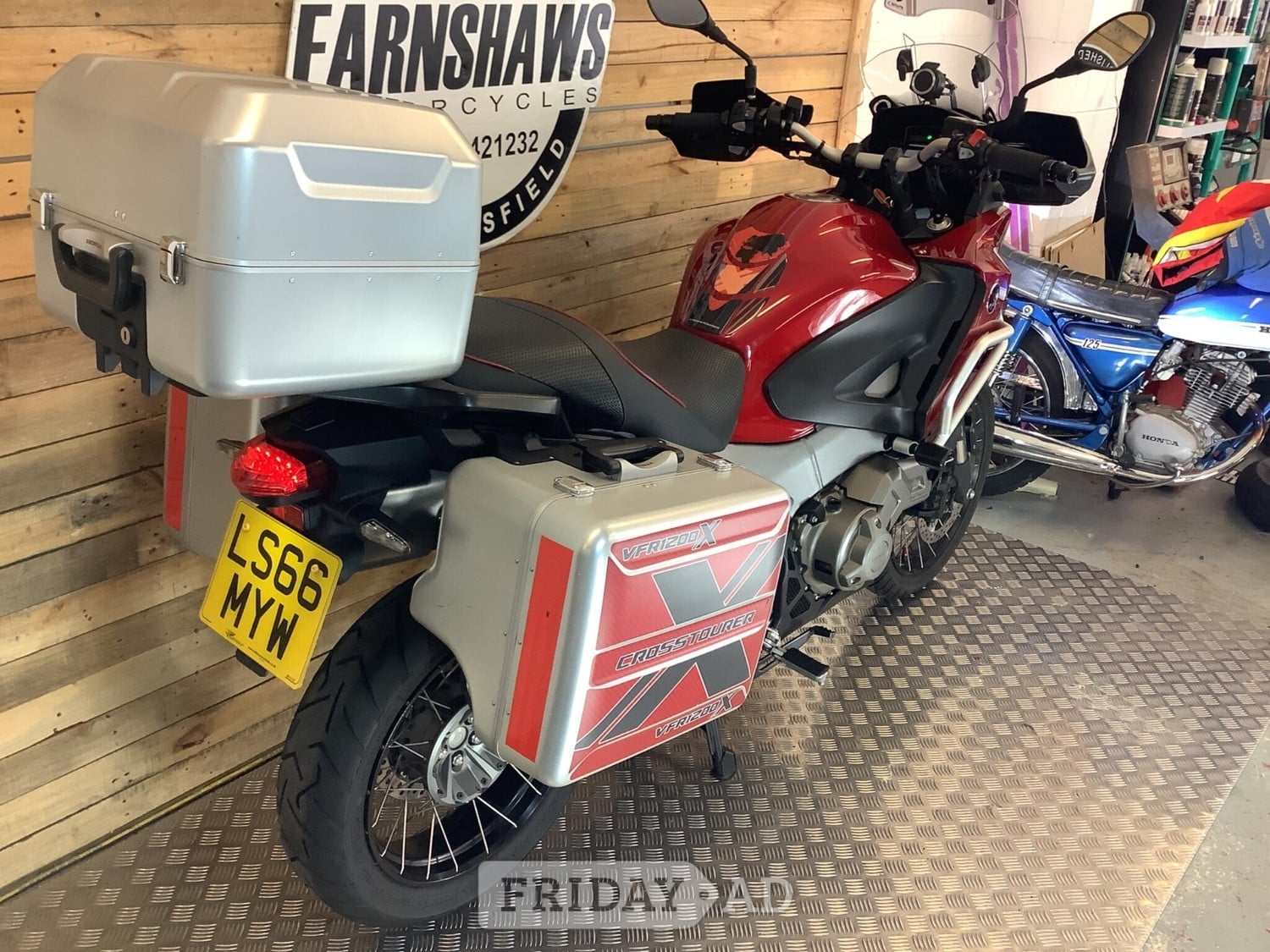 [ berth ]Honda VFR