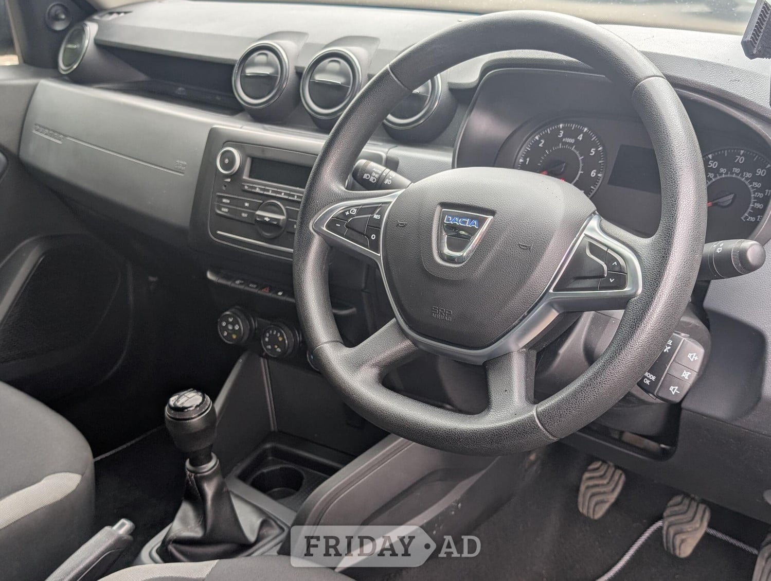 [ berth ]Dacia Duster