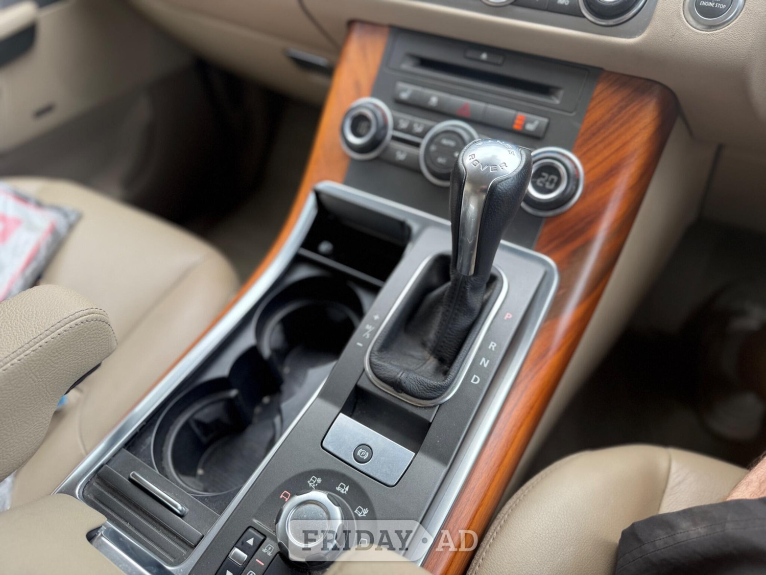 Land Rover Range Rover Sport 2010 - Cars