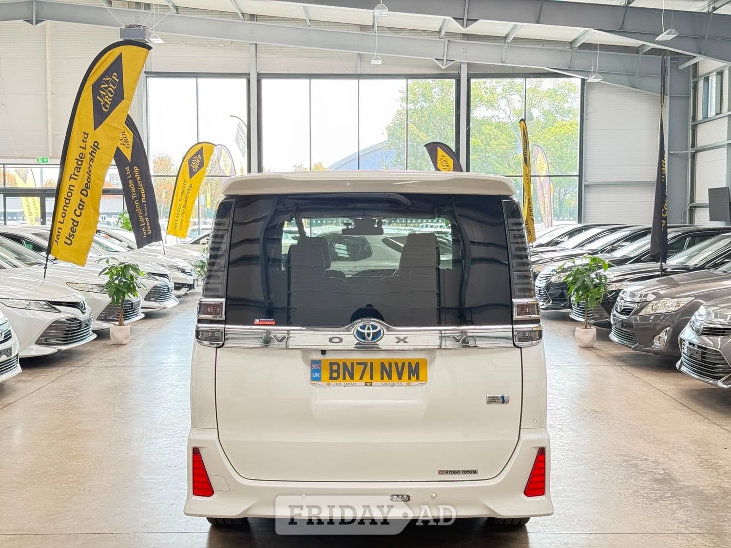 Toyota Voxy 2021 - Cars in Reading