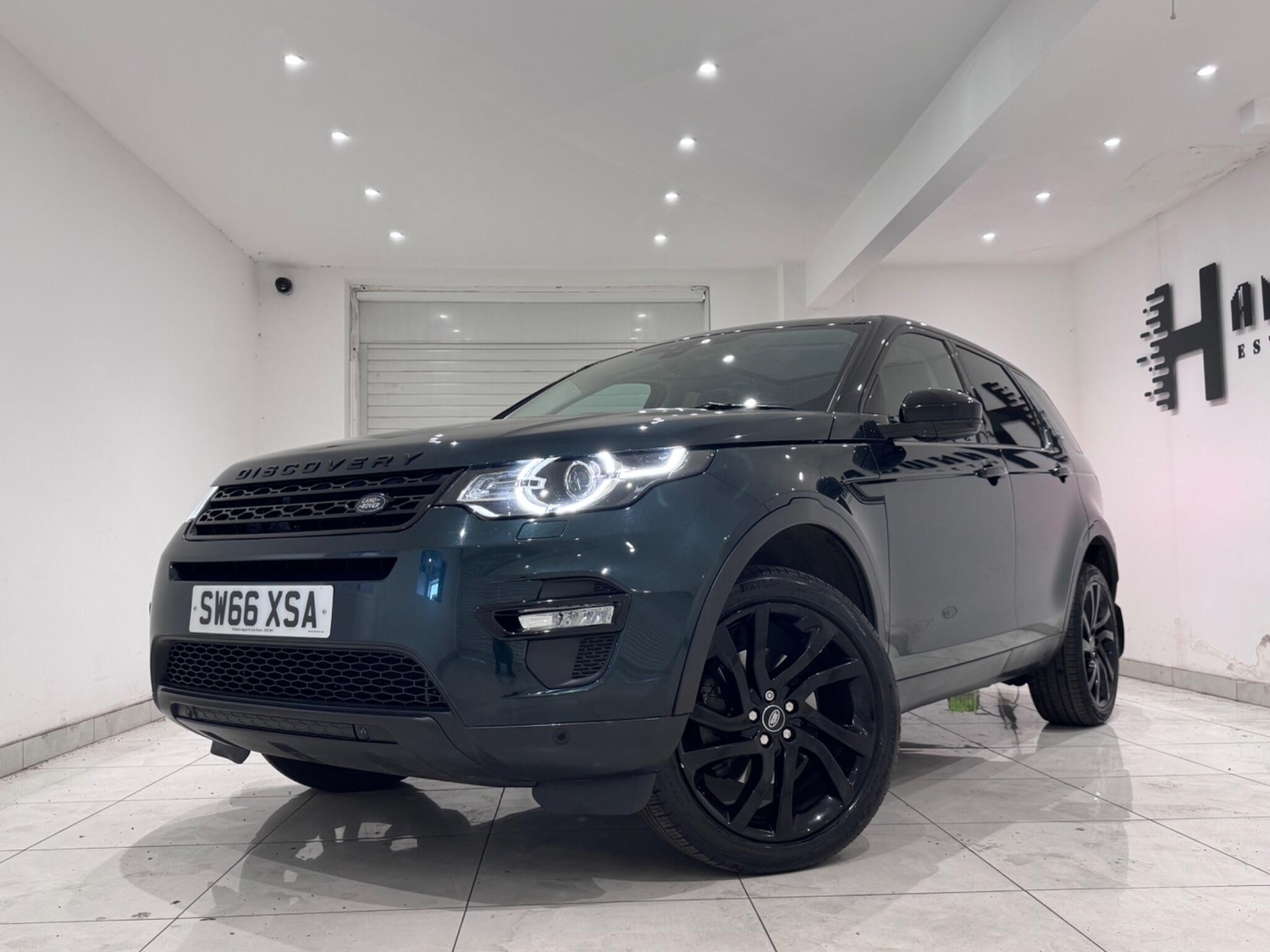 Land Rover Discovery Sport 2016 - Cars in Hounslow