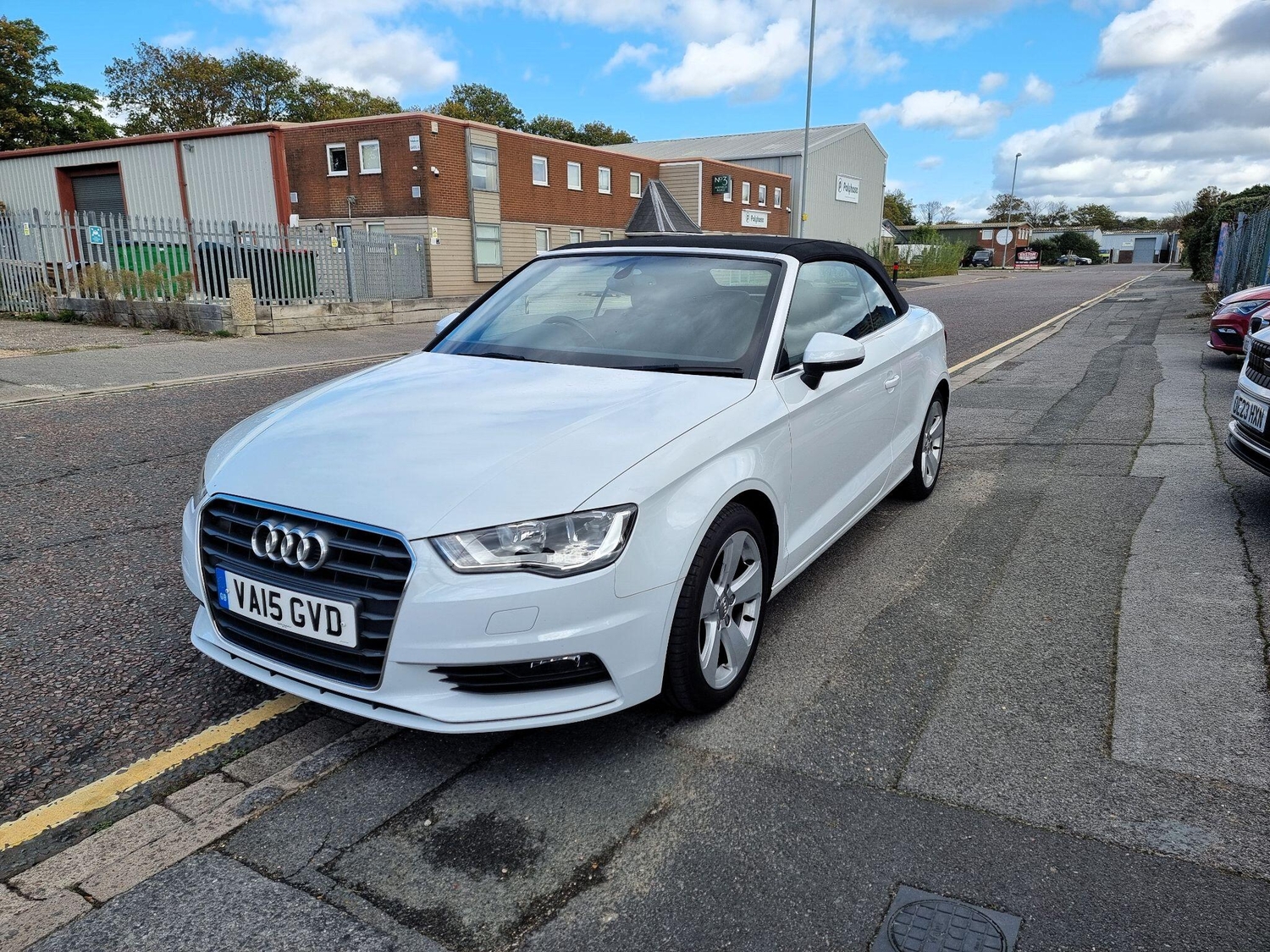 [ berth ]Audi A3 Cabriolet