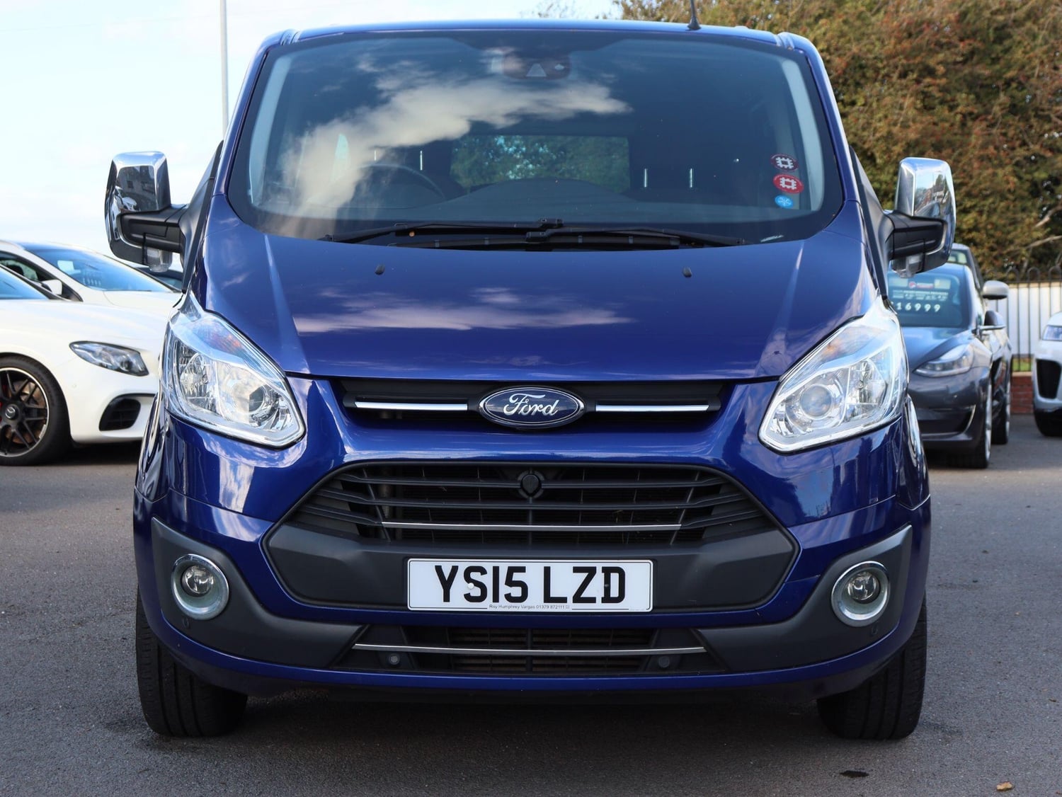 Ford Tourneo Custom 2015 - Vans & Commercial Vehicles