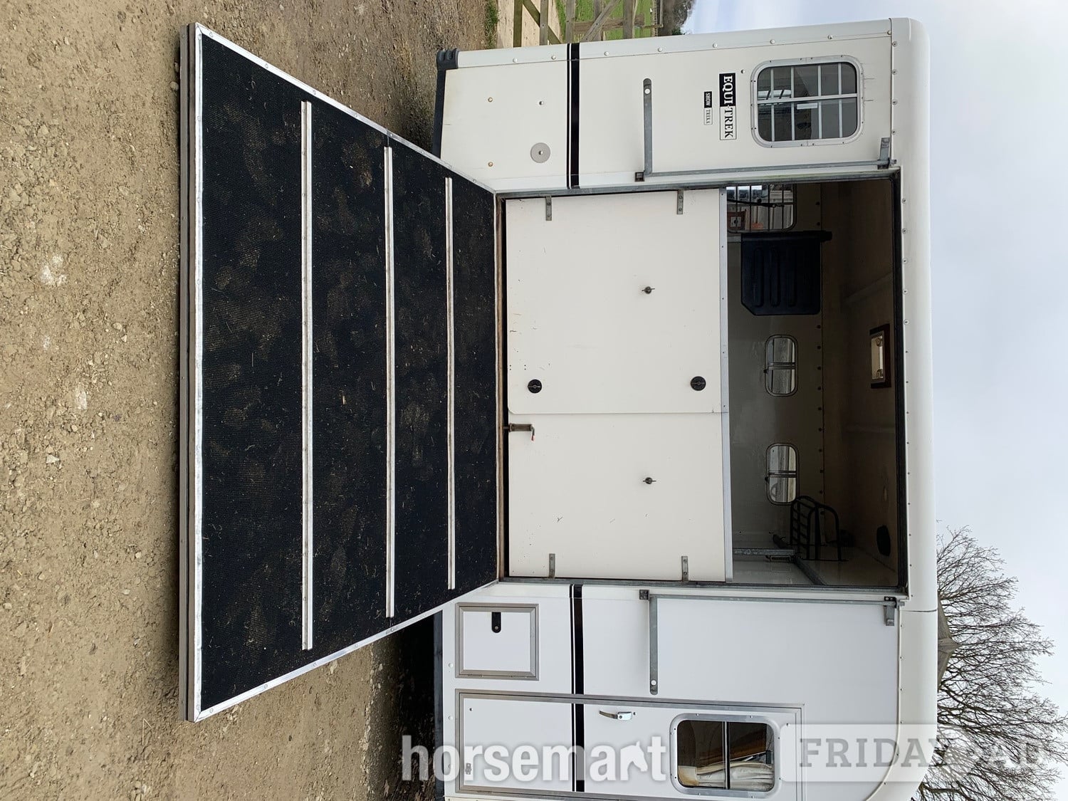Equi-Trek Show-Treka L  Horse Trailer - Trailers & Horseboxes