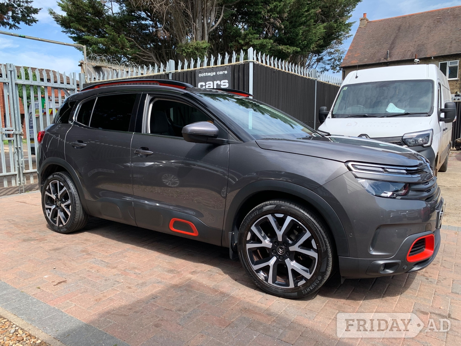 [ berth ]Citroen C5 Aircross