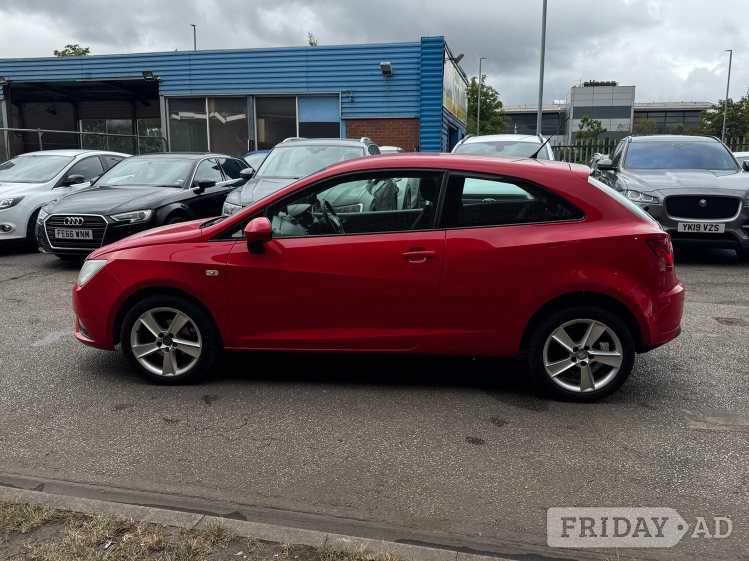 SEAT Ibiza 2013 - Cars