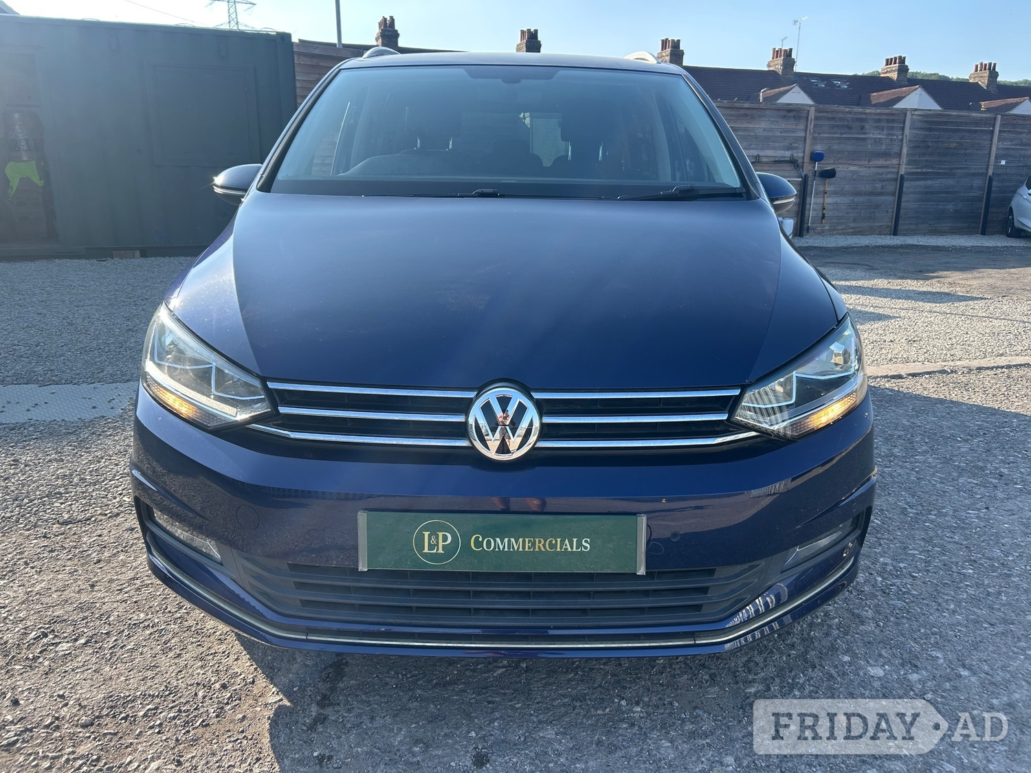 [ berth ]Volkswagen Touran