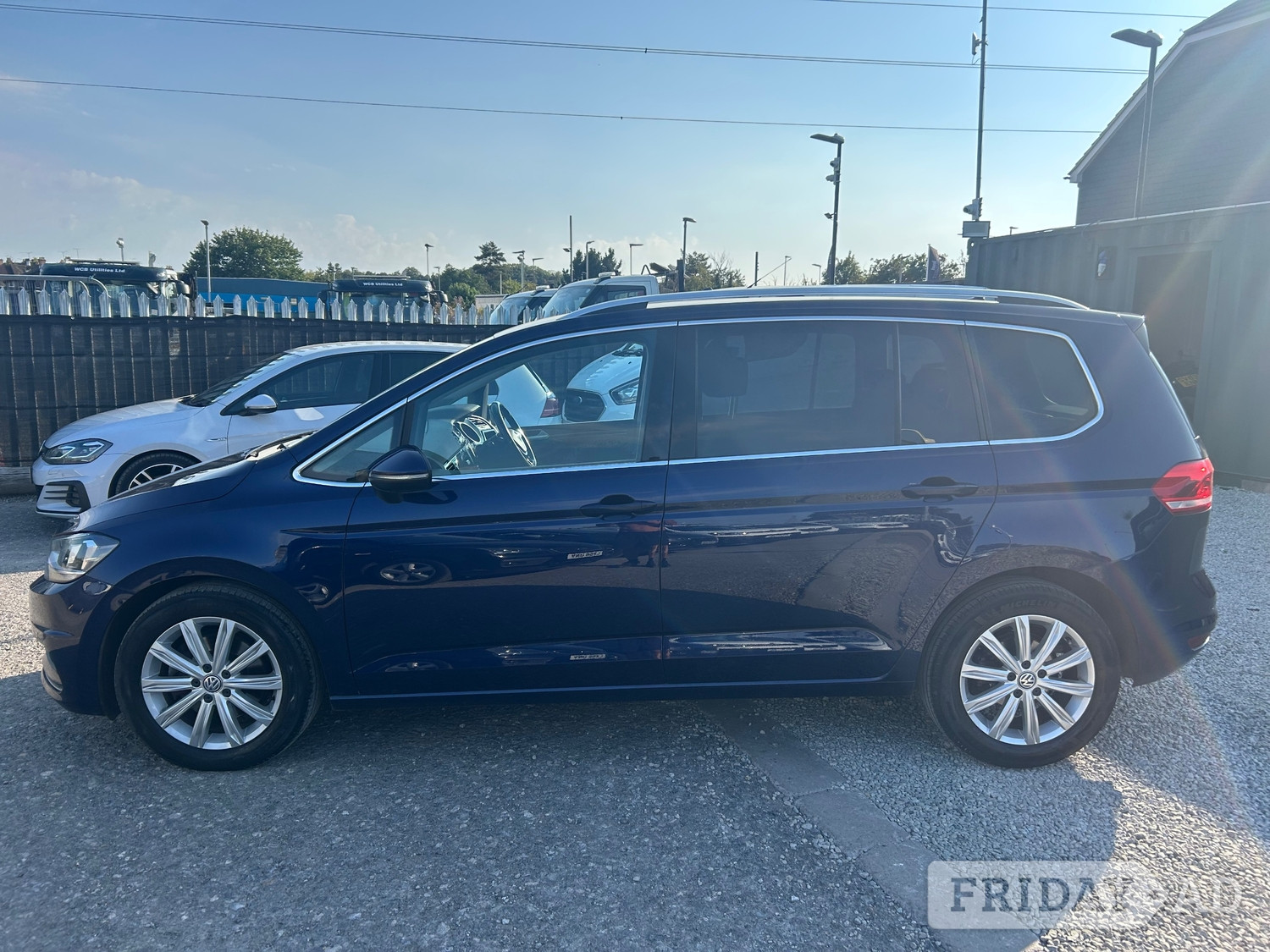 Volkswagen Touran 2016 - Cars in Rochester