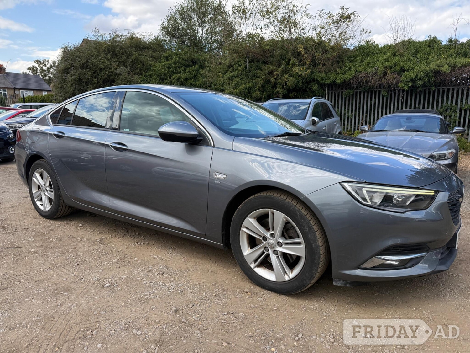 [ berth ]Vauxhall Insignia