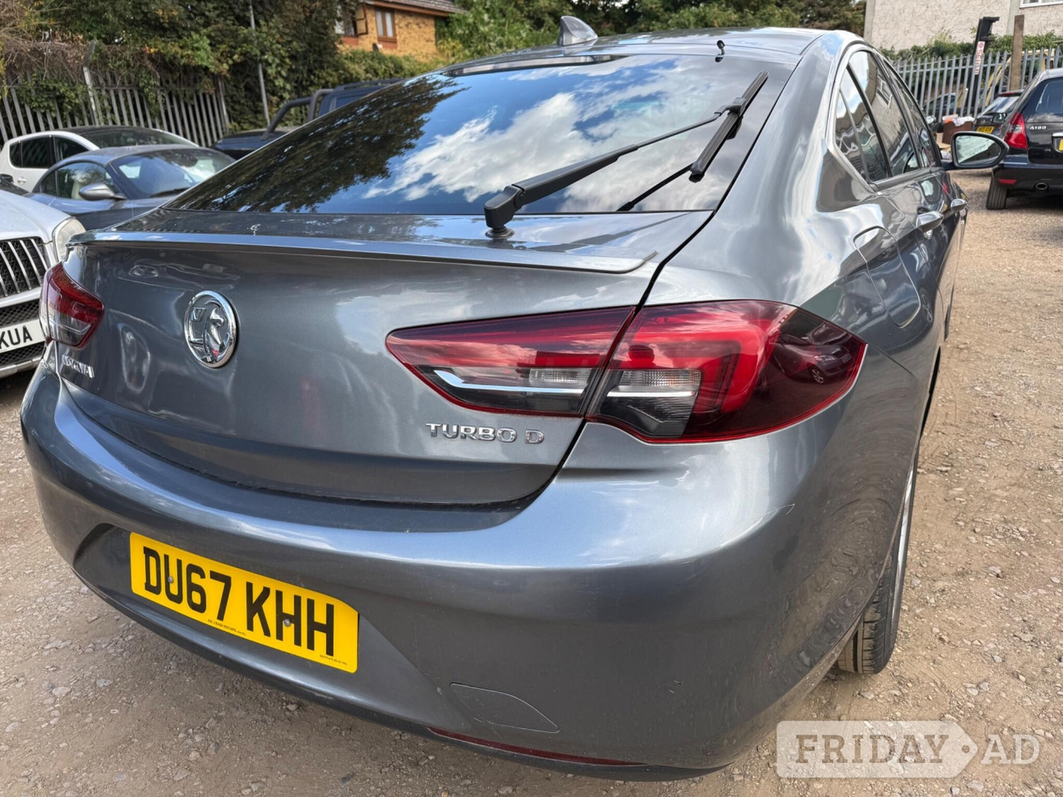 Vauxhall Insignia 2017 - Cars