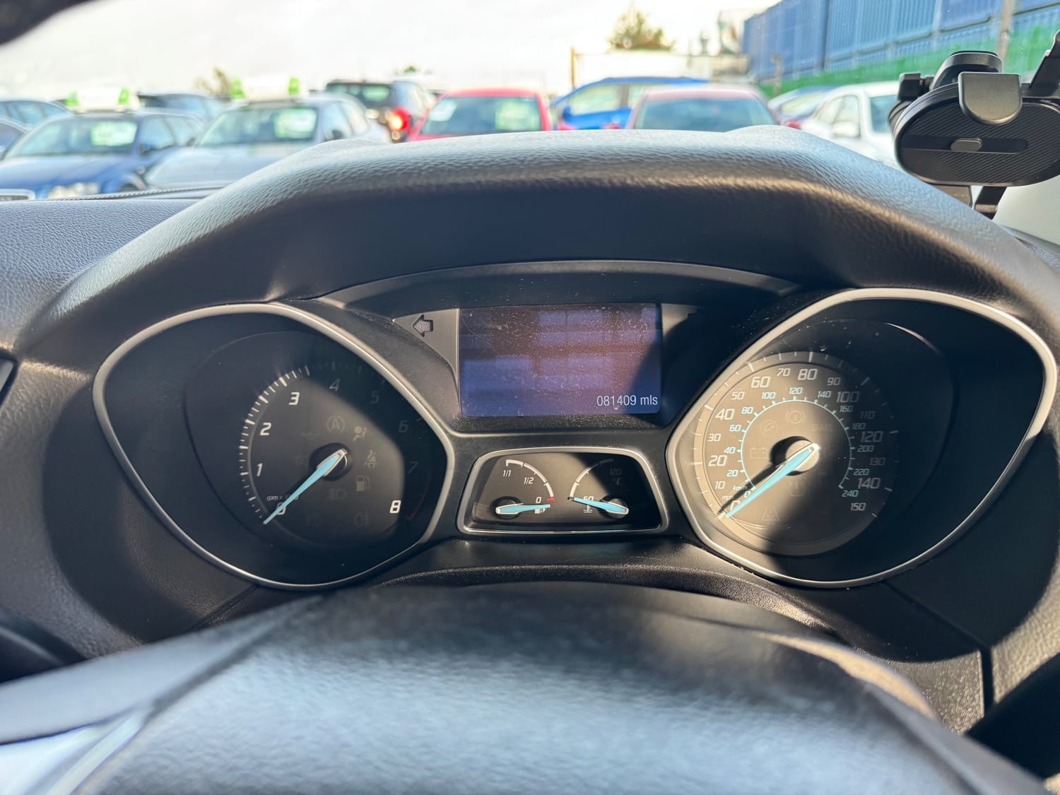Ford Focus 2012 - Cars