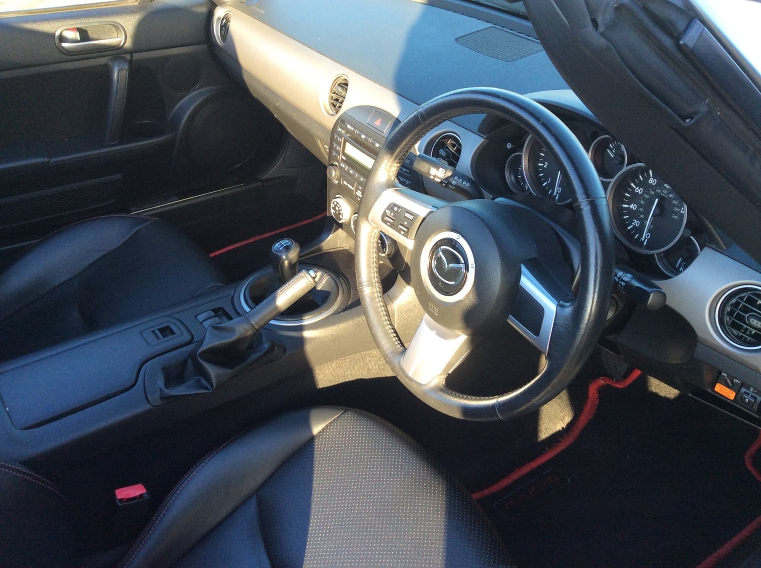 Mazda MX-5 2010 - Cars