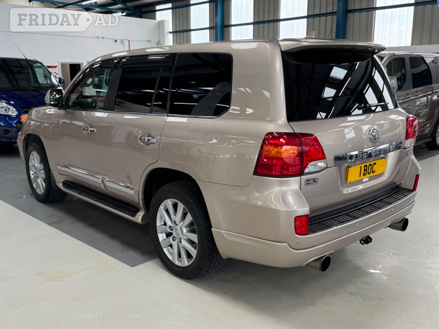 Toyota Land Cruiser 2015 - Cars in Bolton