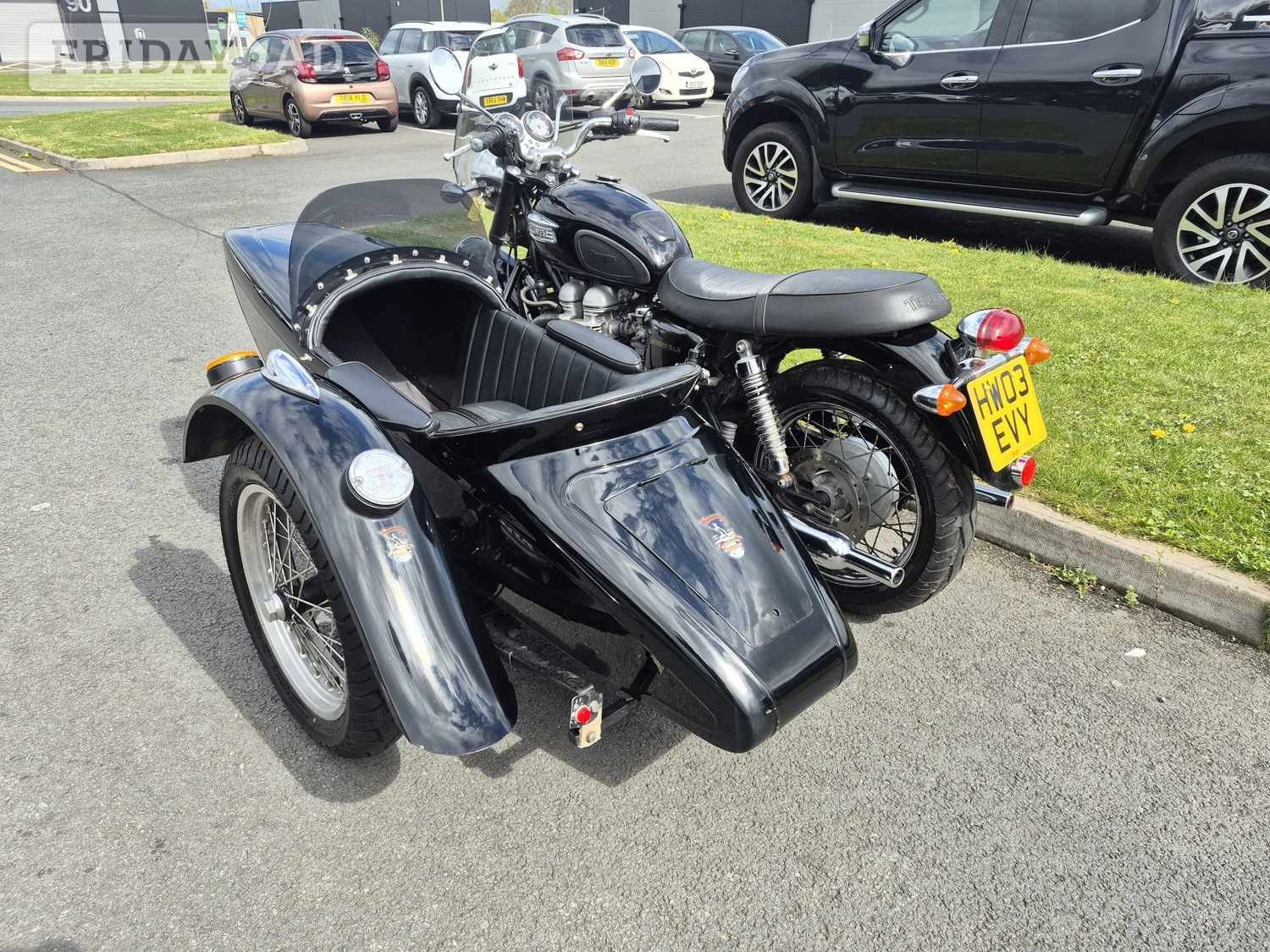 Triumph Bonneville 2003 - Motorbikes, Scooters & Quads
