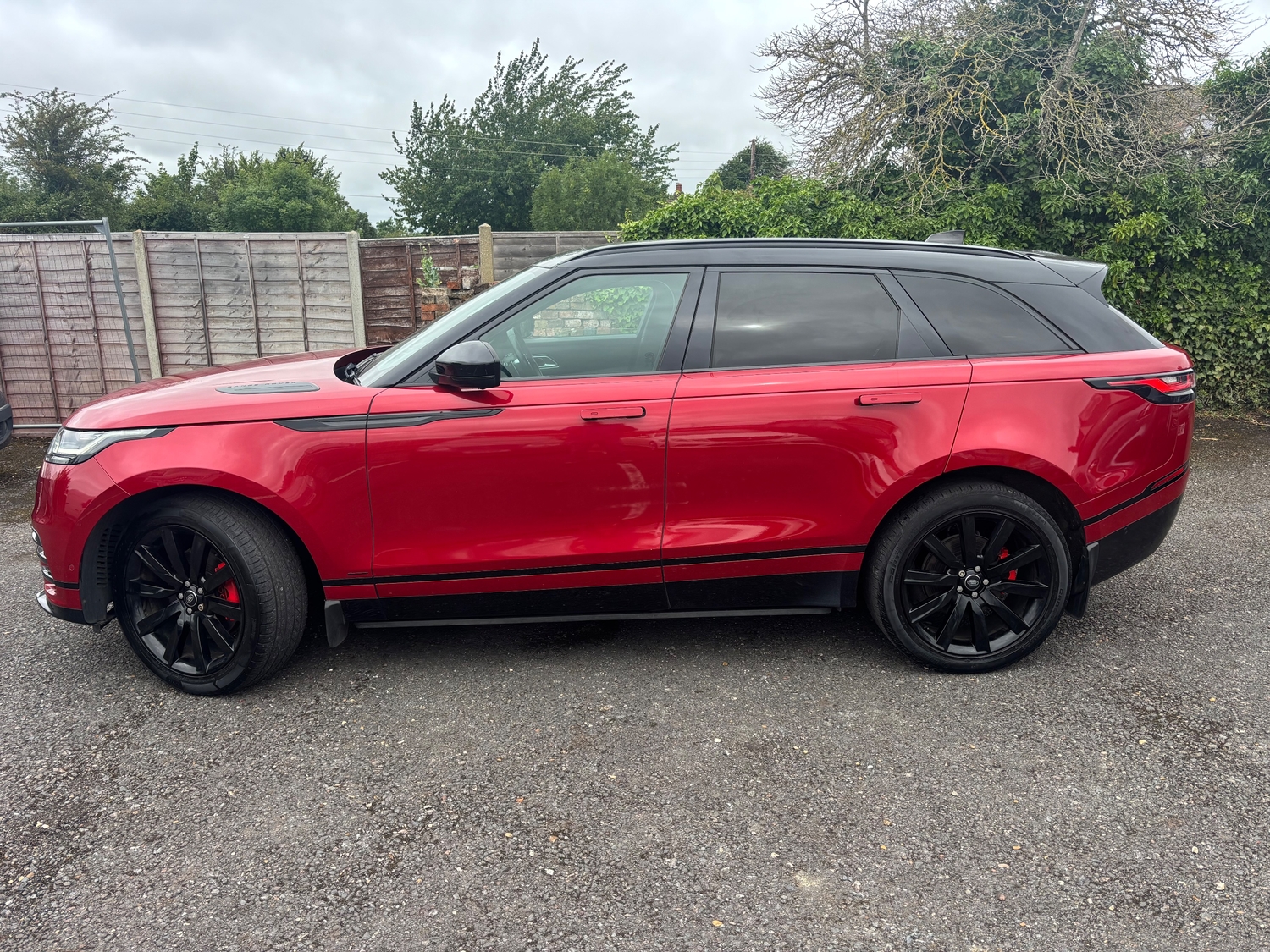 Land Rover Range Rover Velar 2018 - Cars in Longfield