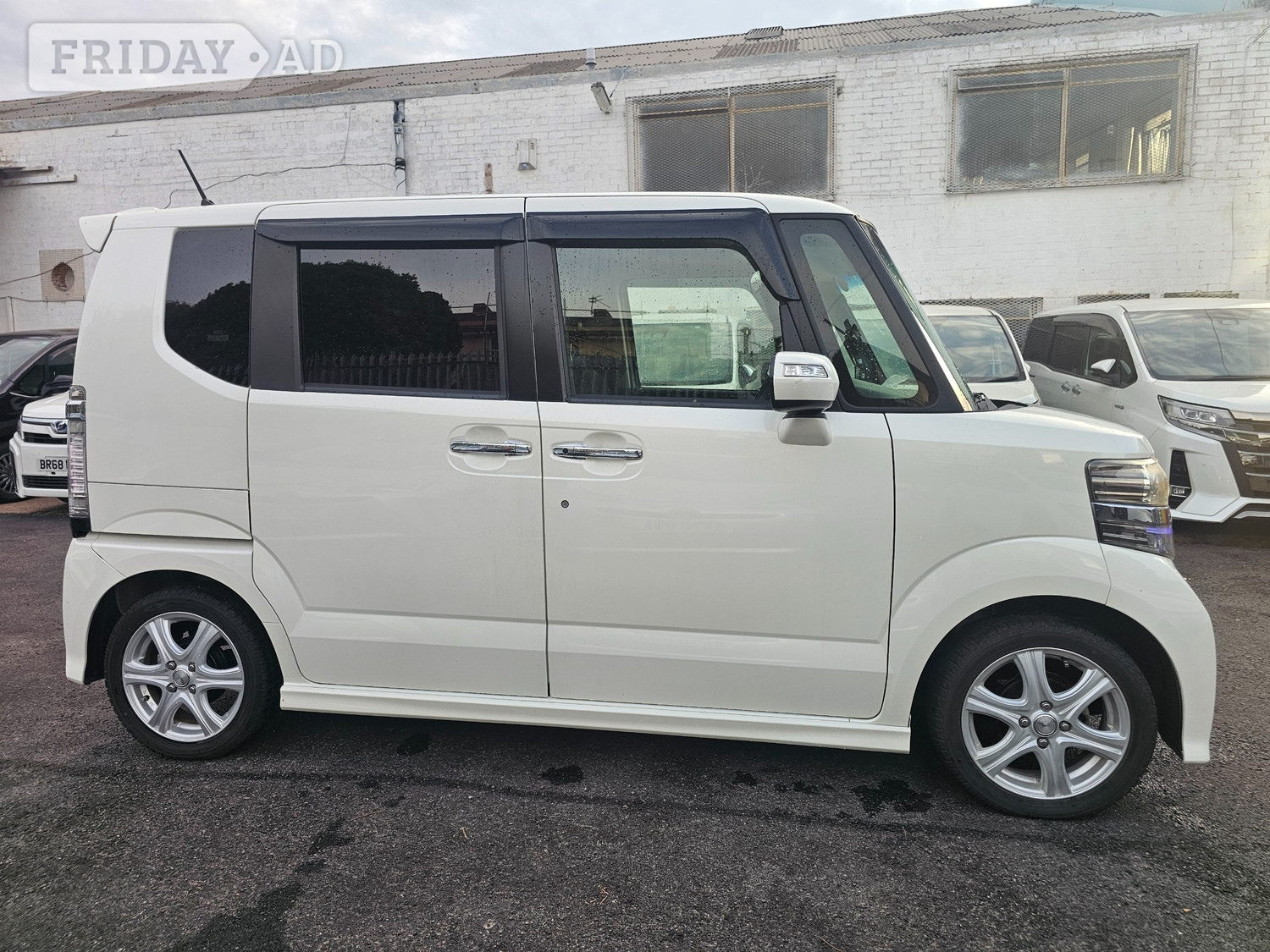 Honda N-Box 2014 - Cars in Coventry