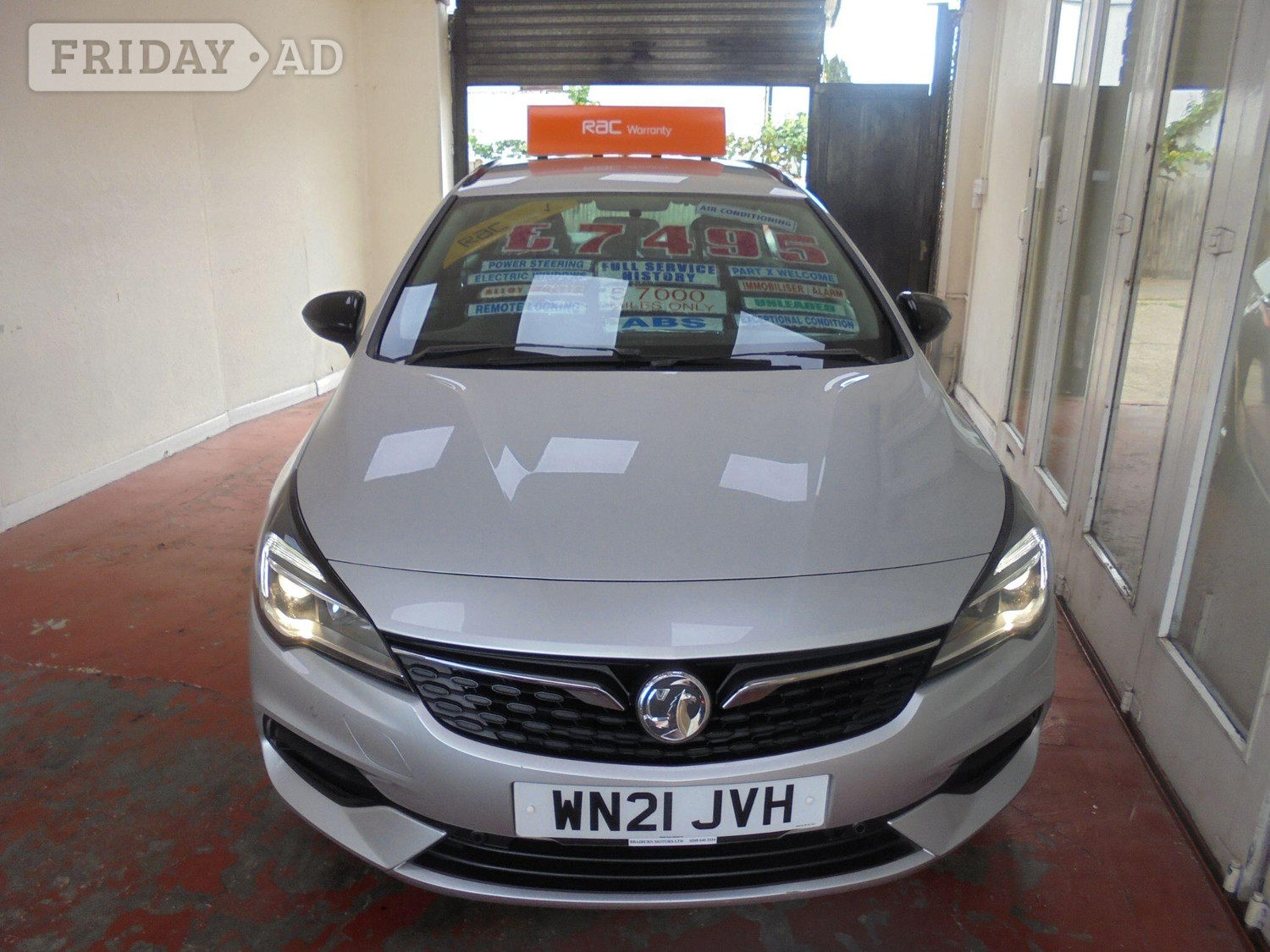 [ berth ]Vauxhall Astra