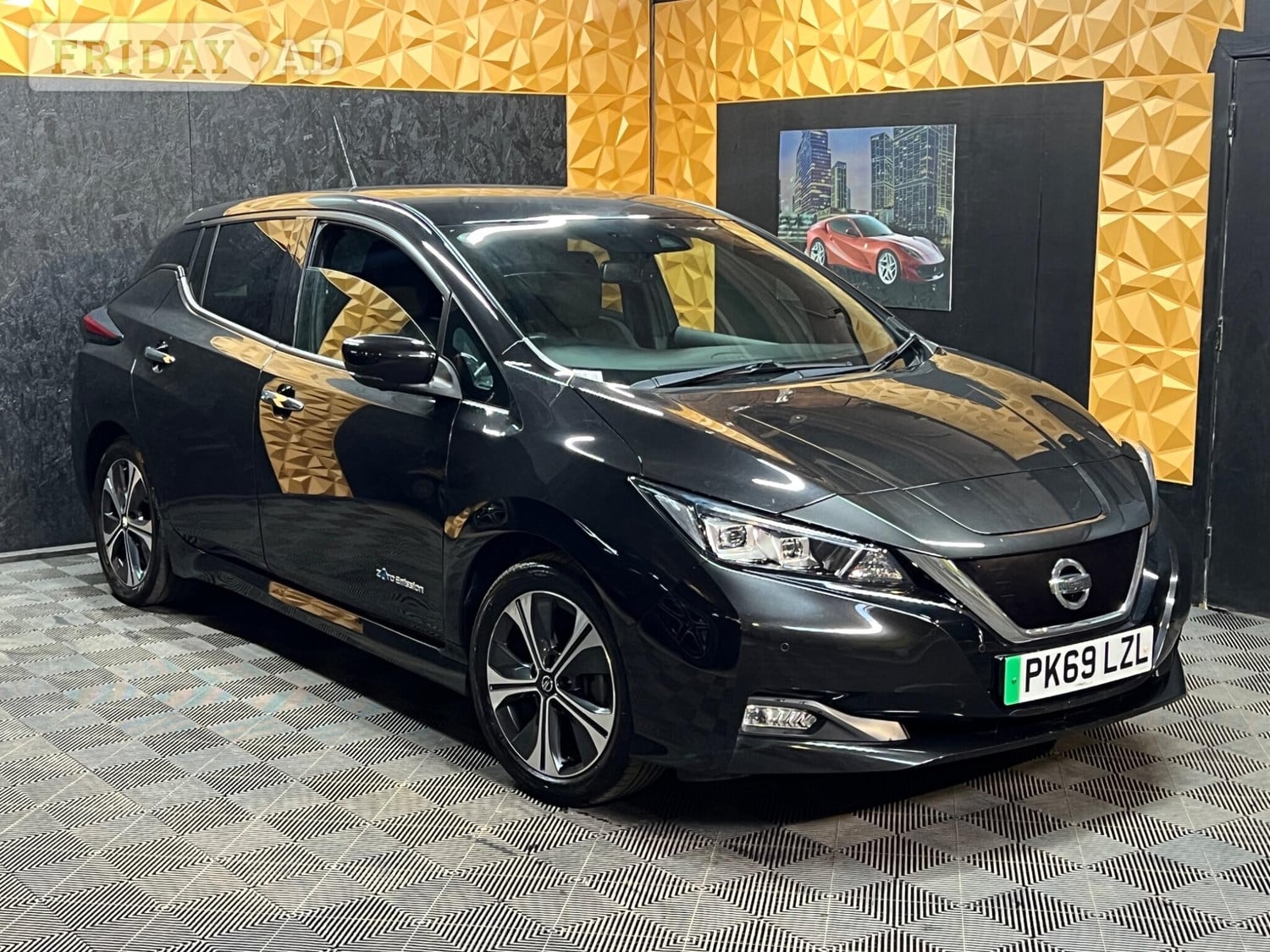 Nissan LEAF 2019 - Cars