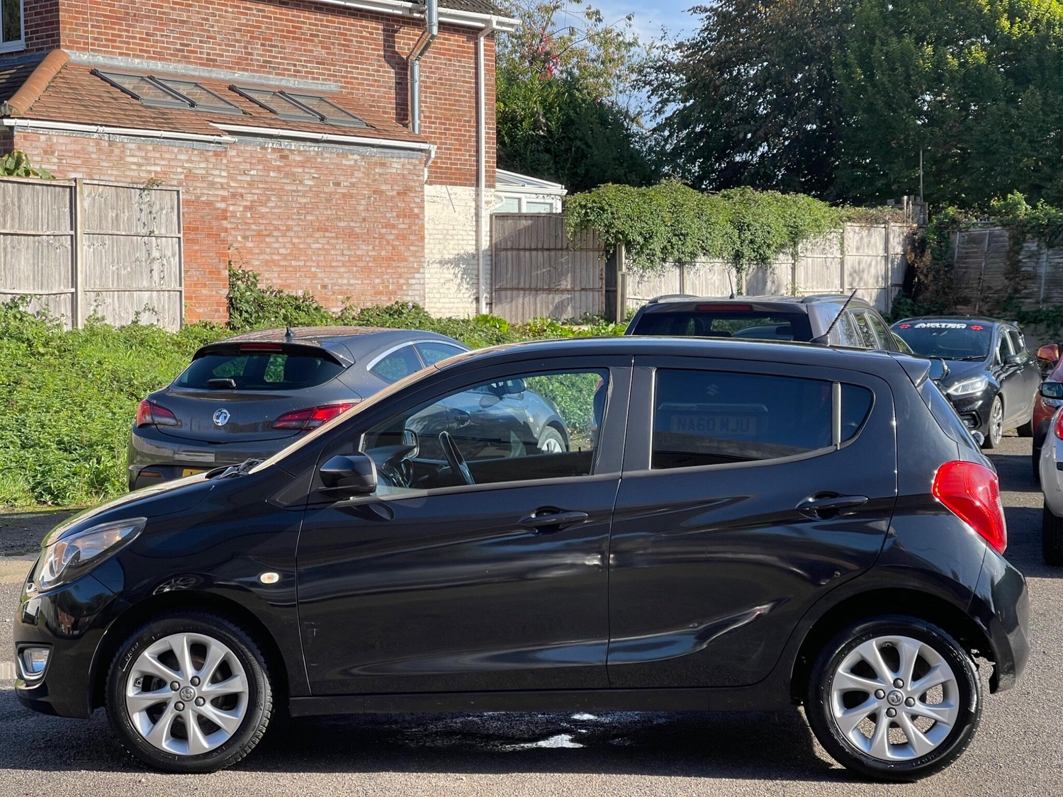 Vauxhall Viva 2015 - Cars