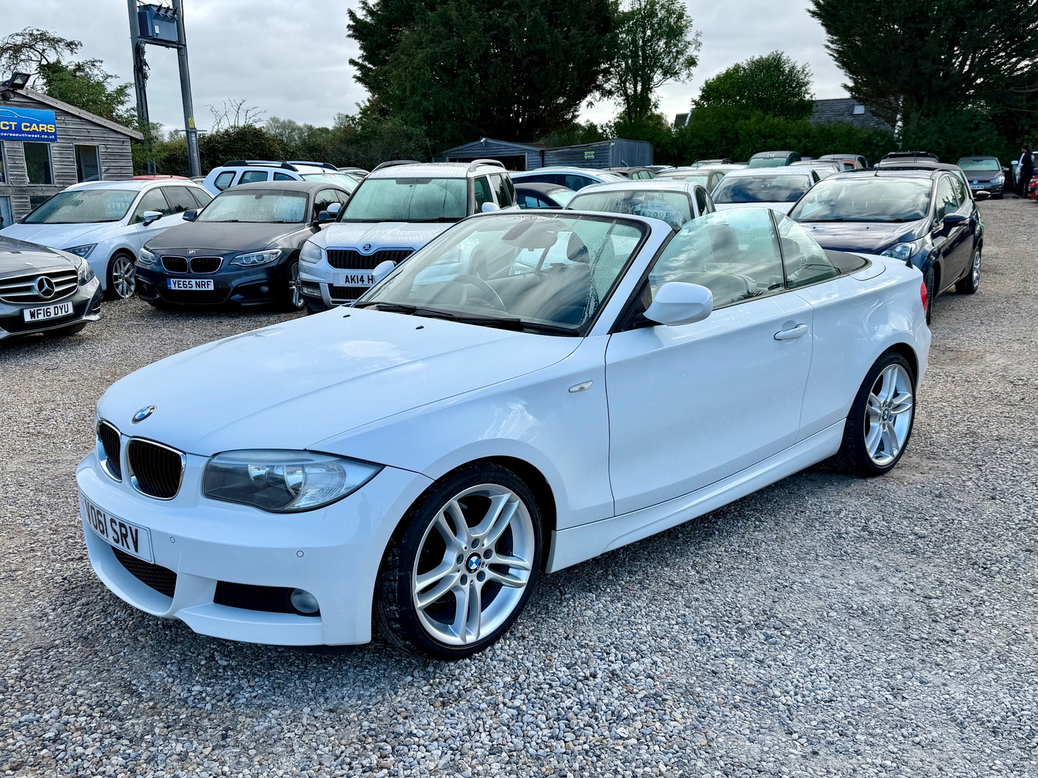 BMW 1 Series 2011 - Cars