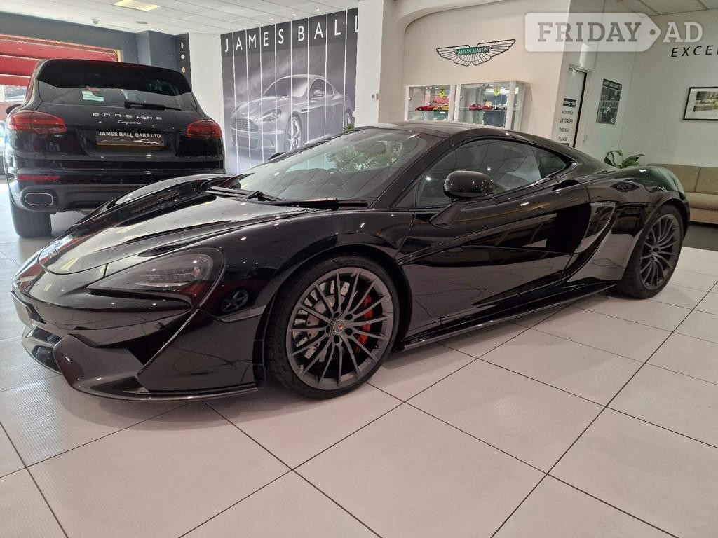 [ berth ]McLaren 570GT