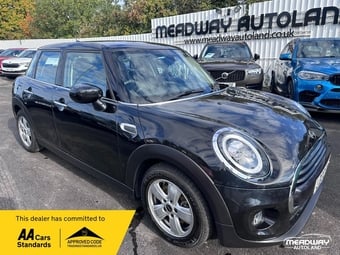 Mini Hatch 2020