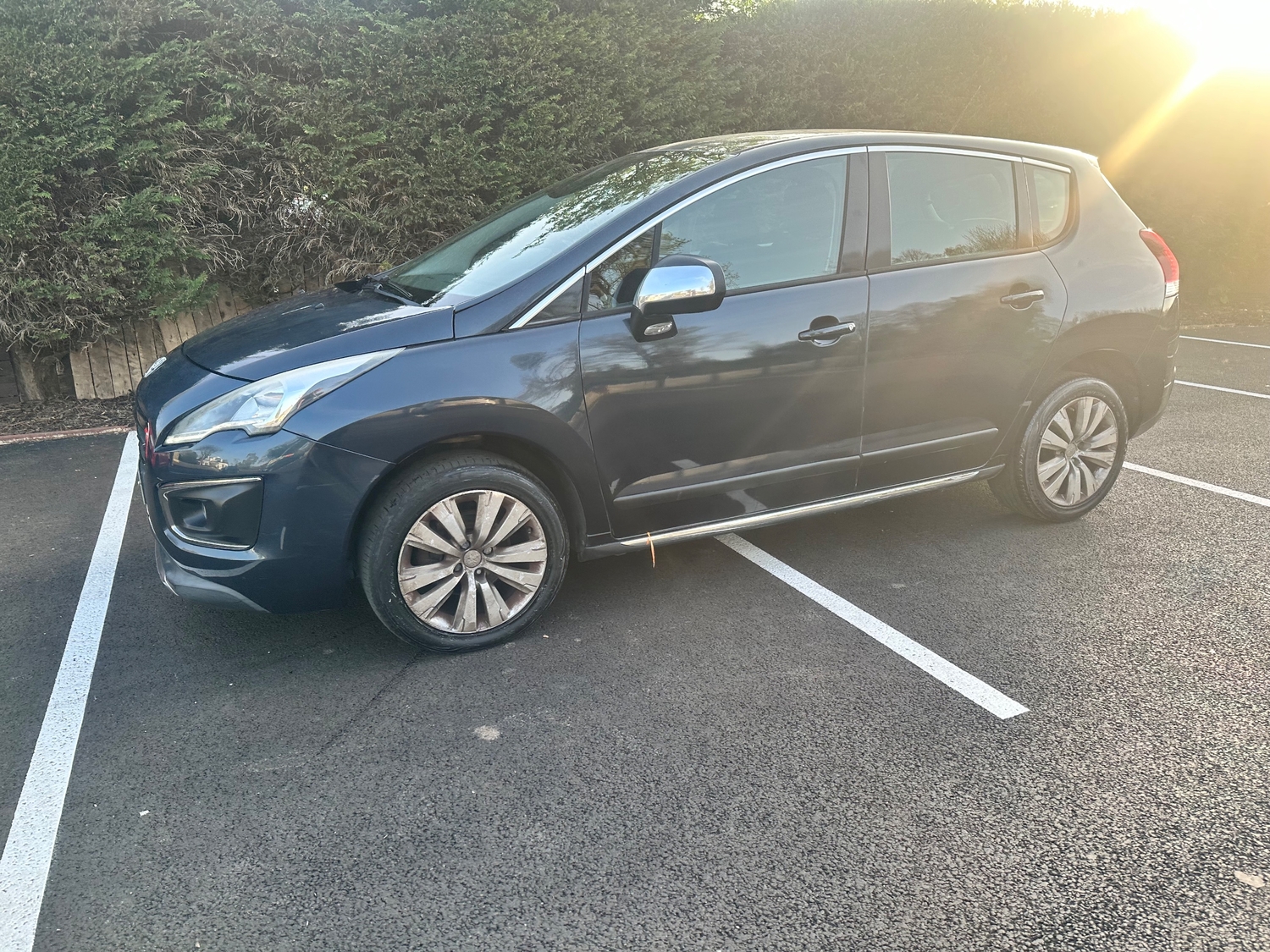 Peugeot 3008 2015 - Cars in Slough