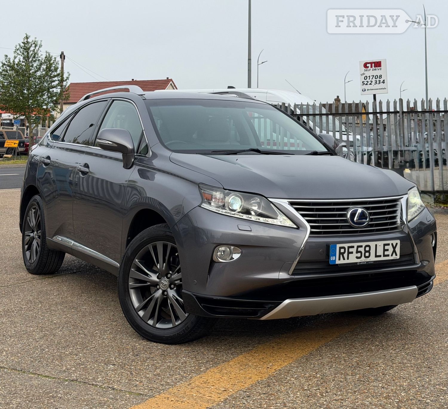 Lexus RX 2013 in Havering