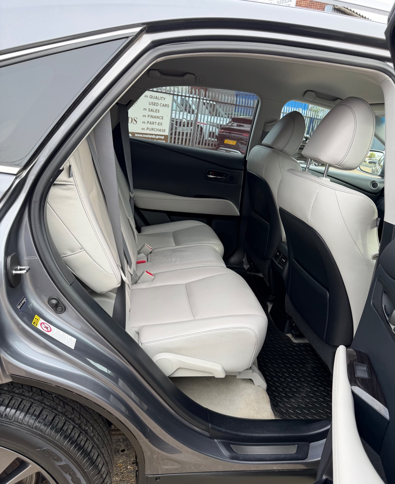 [ berth ]Lexus RX