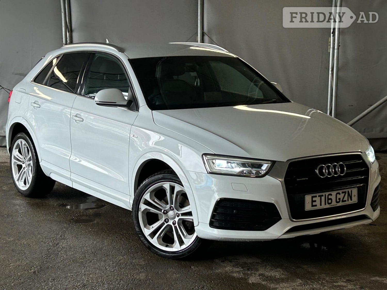 Audi Q3 2016 in Manchester