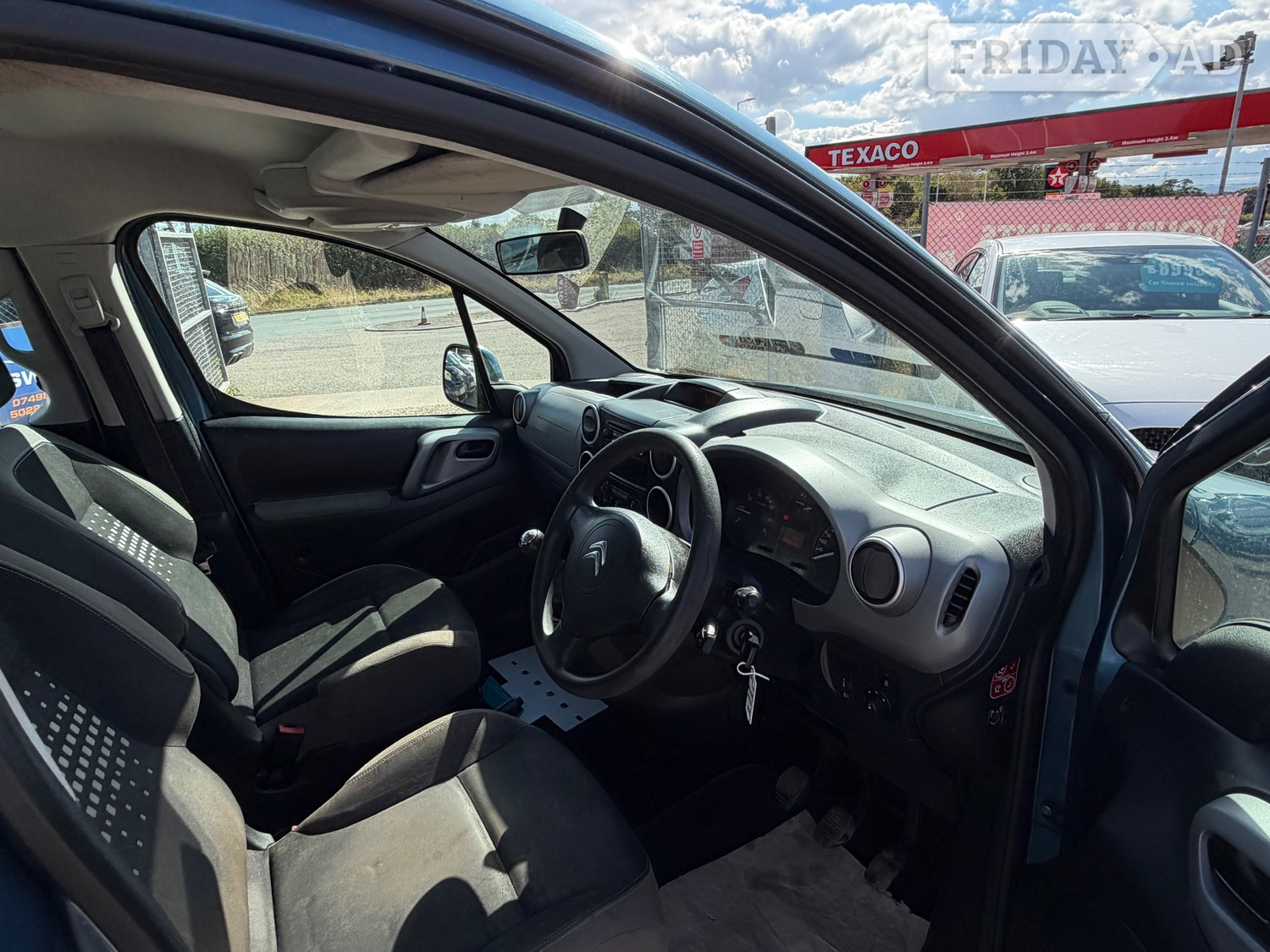Citroen Berlingo 2016 - Cars in Exeter