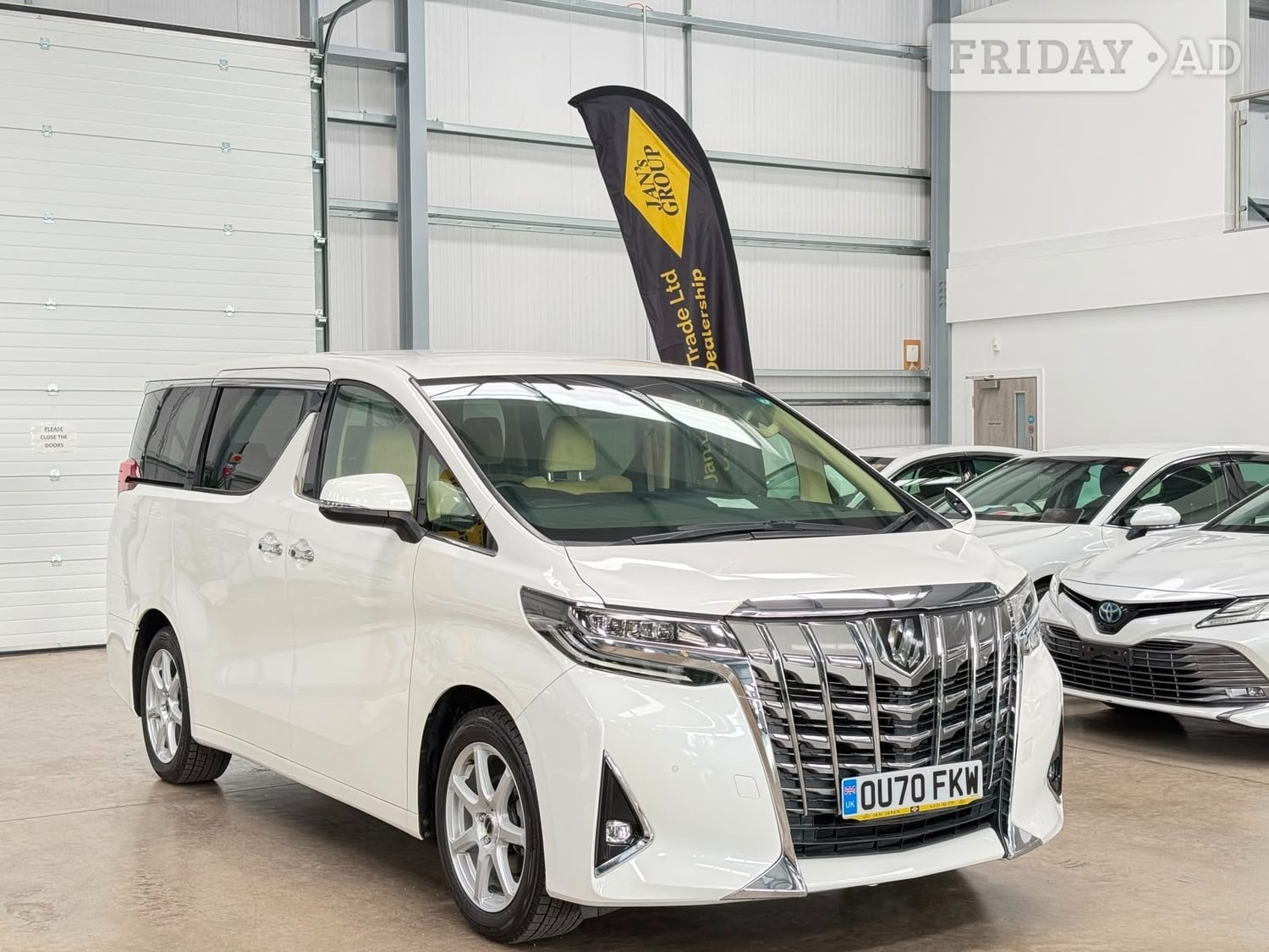 Toyota Alphard 2021 in Reading
