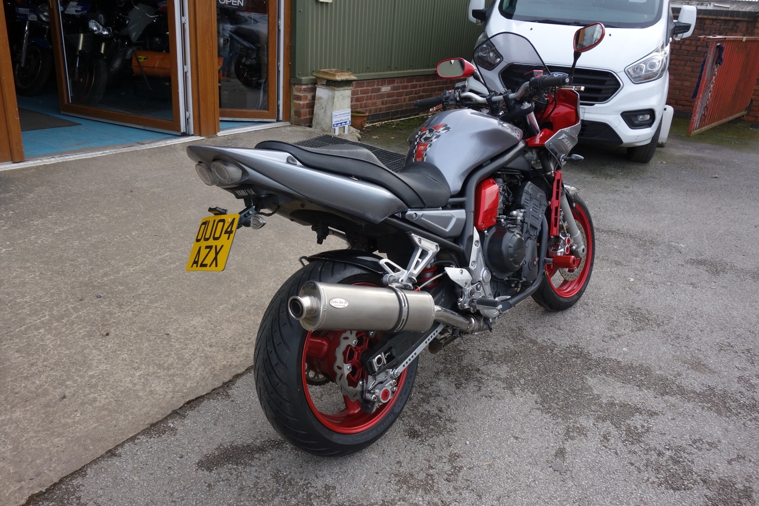 [ berth ]Yamaha FZS