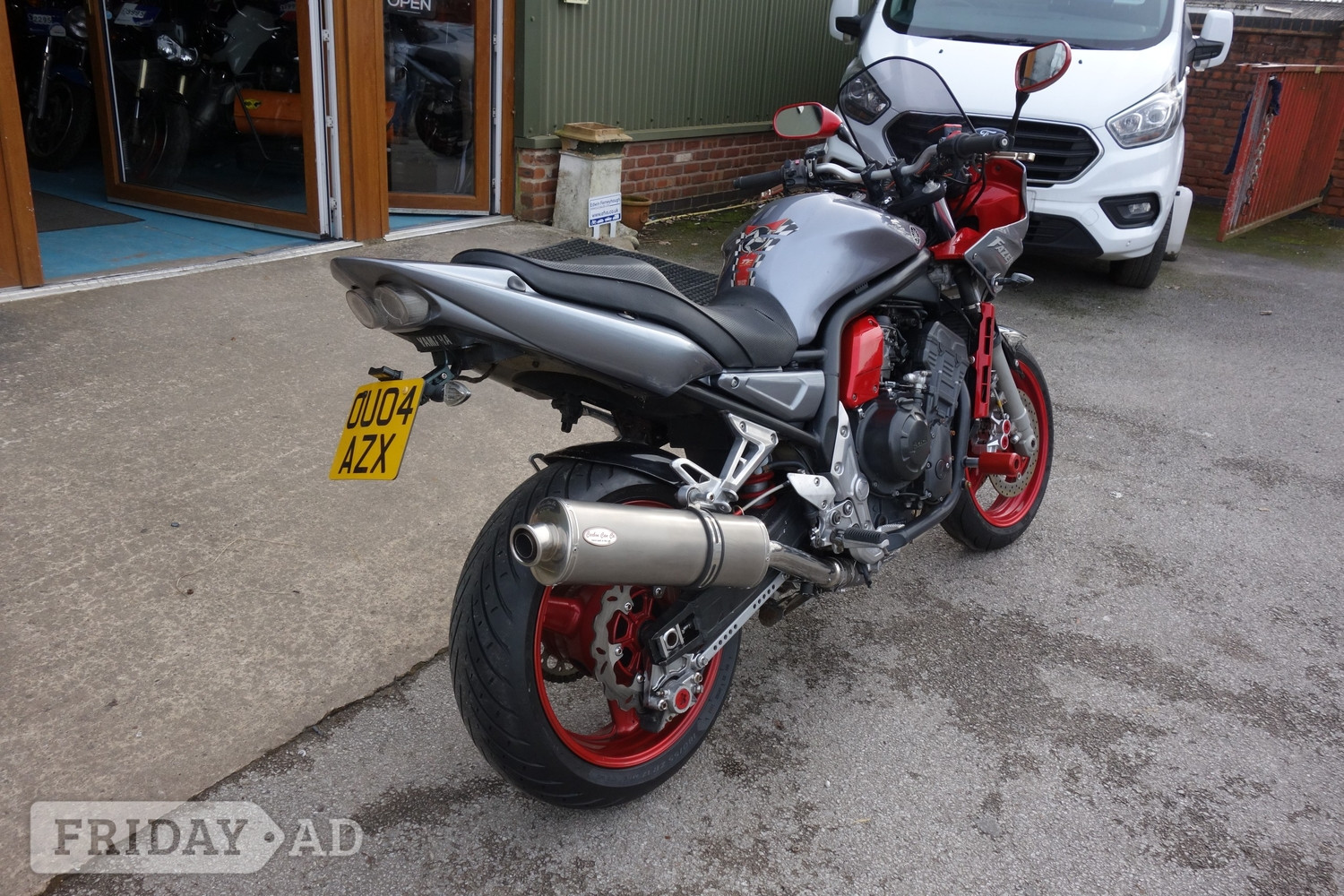 [ berth ]Yamaha FZS