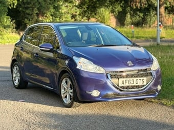 Peugeot 208 2013