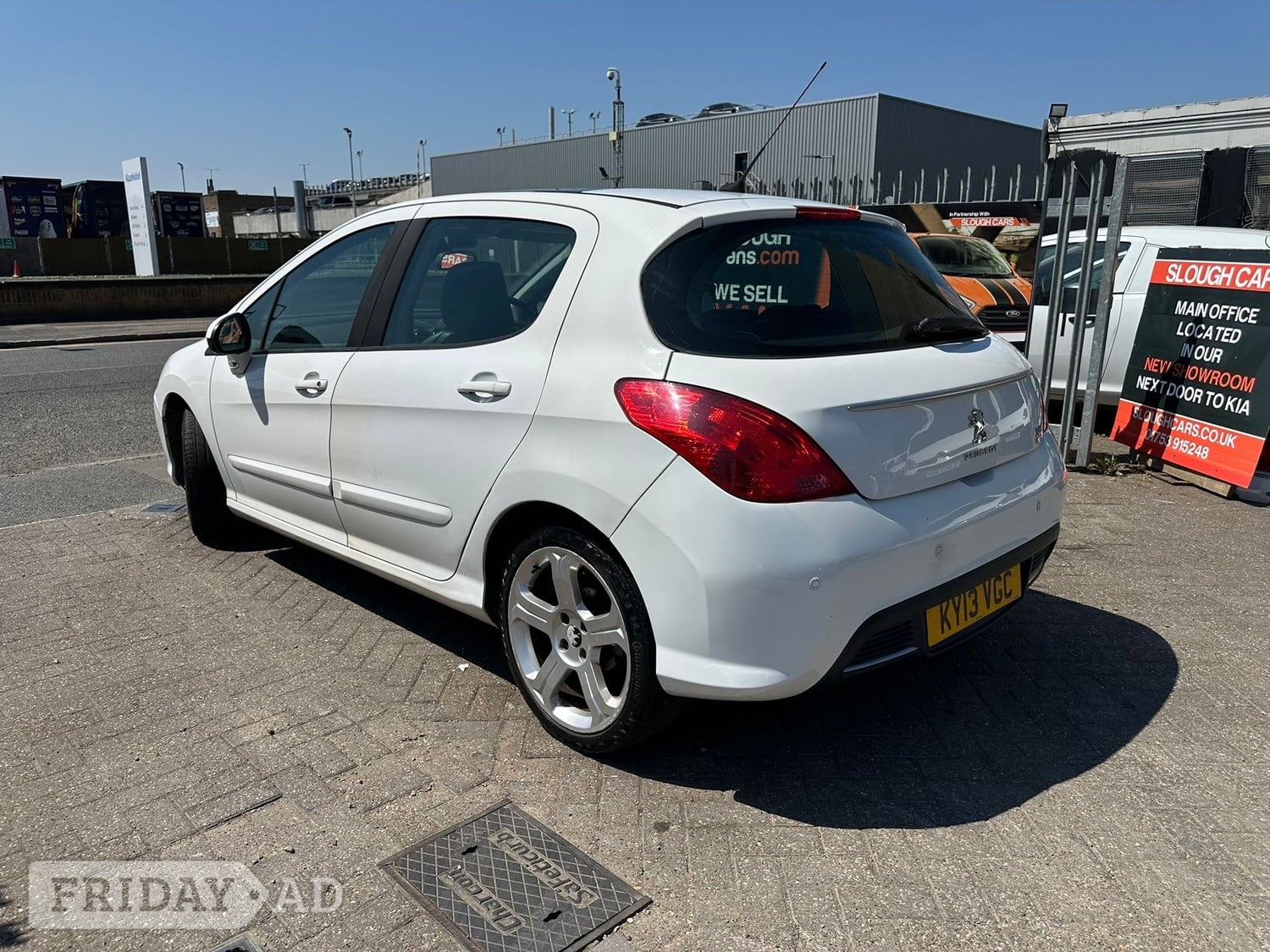 [ berth ]Peugeot 308
