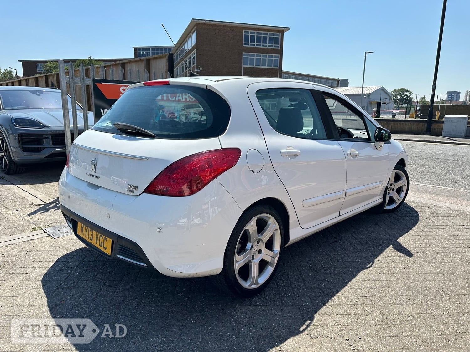 Peugeot 308 2013 - Cars in Slough