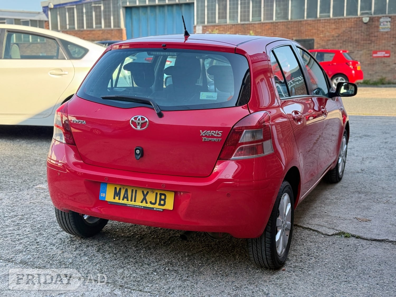 Toyota Yaris 2011 - Cars