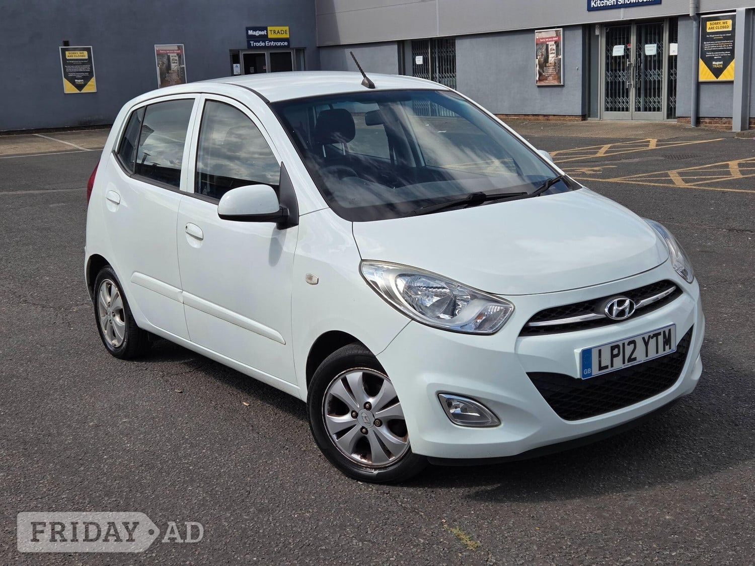Hyundai i10 2012 - Cars