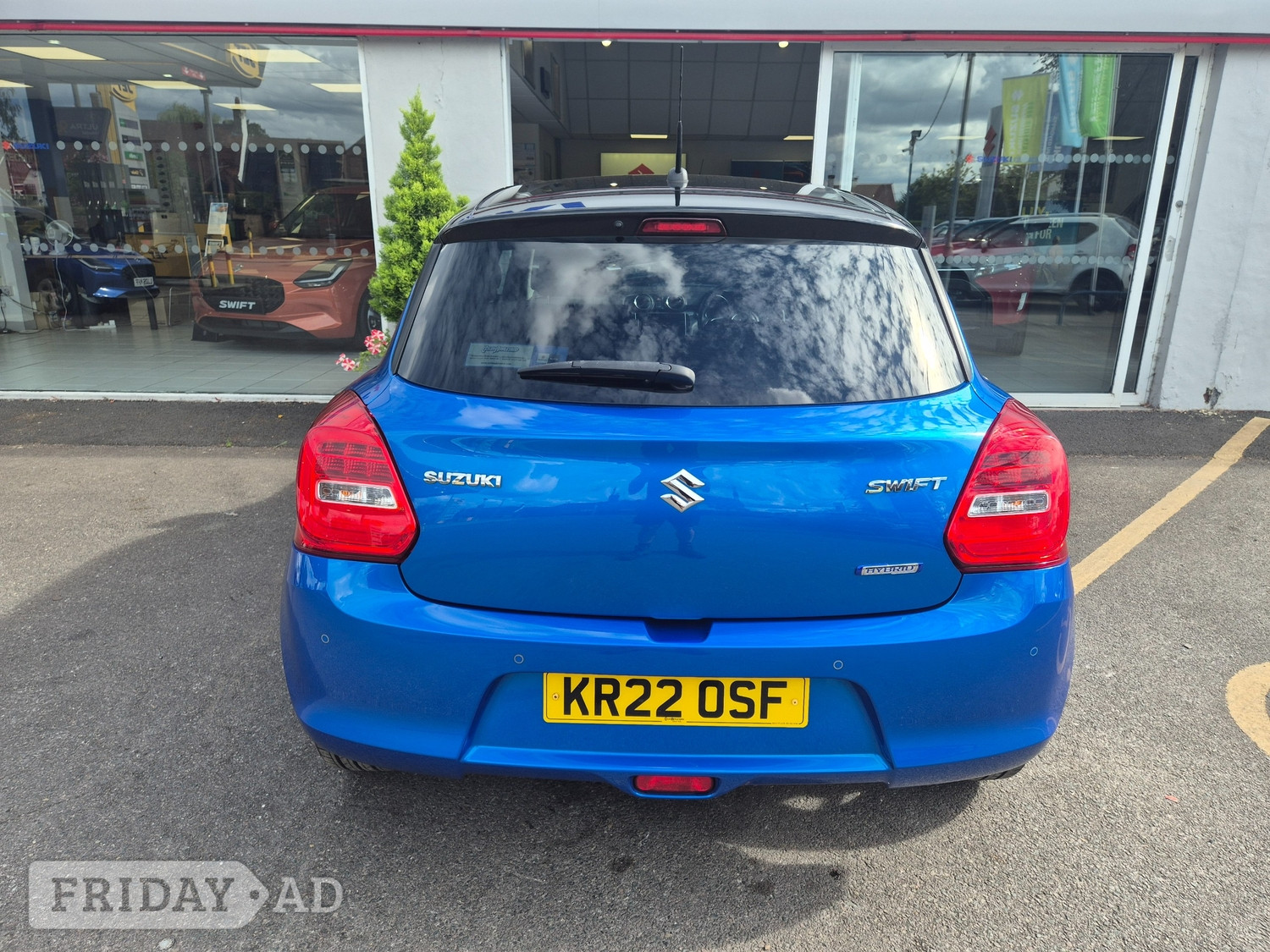 Suzuki Swift 2022 - Cars