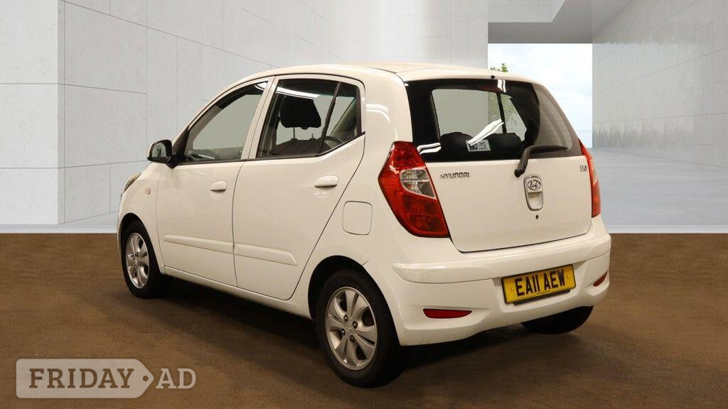 Hyundai i10 2011 - Cars in Birmingham