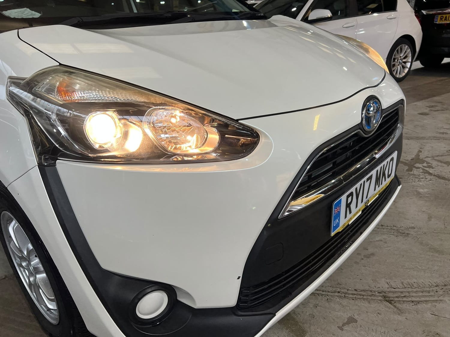 Toyota Sienta 2017 - Cars in Birmingham